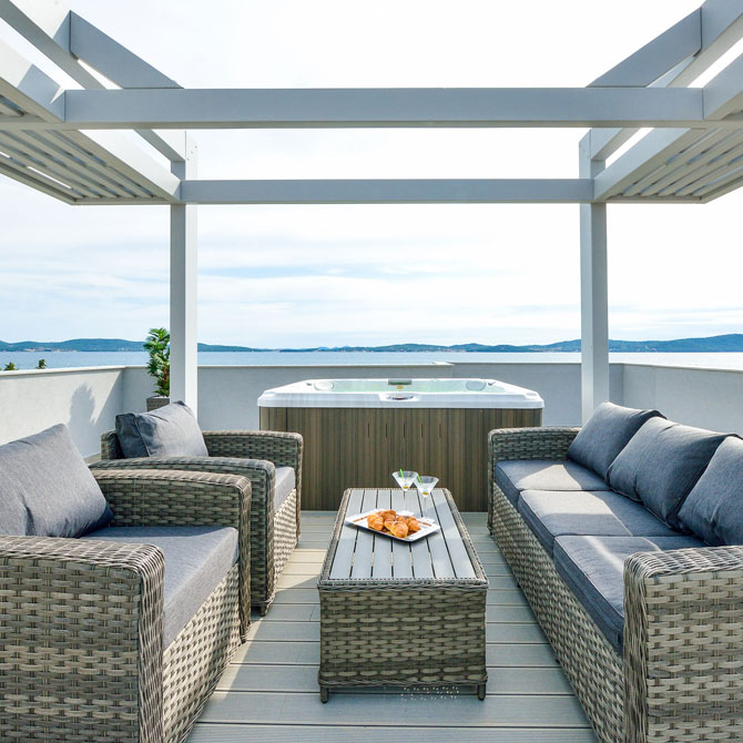 SUPERIOR APARTMAN S HIDROMASAŽNOM KADOM